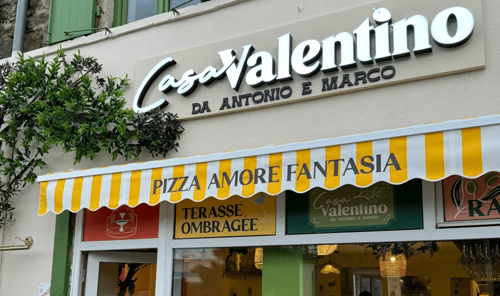 Façade et enseigne extérieure Casa Valentino da Antonio e Marco